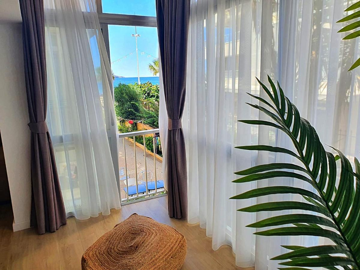First Line Beach Beautiful Two Bedrooms Benidorm Exterior photo