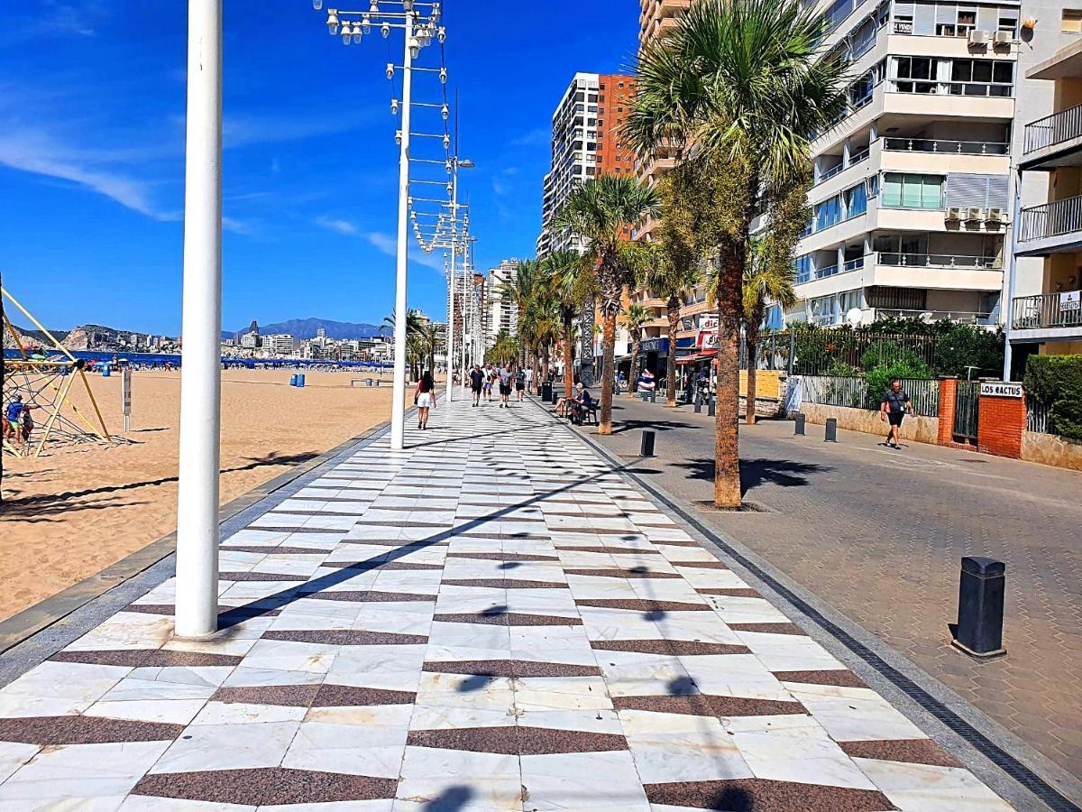 First Line Beach Beautiful Two Bedrooms Benidorm Exterior photo